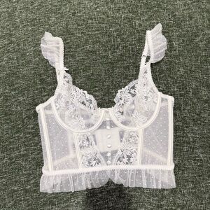 Elegant White Lace Bralette Size M